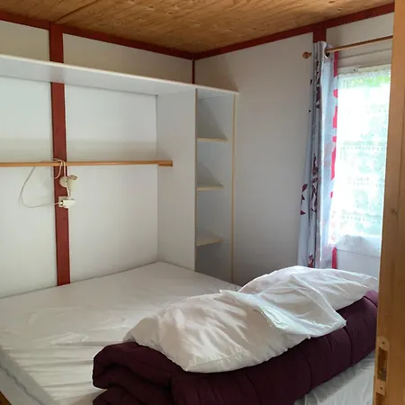 Camping L'olivier * Junas